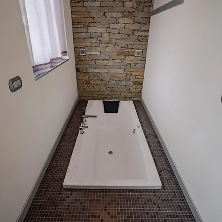 La Dimora Della Valle בית נופש גראבלונה טוצ'ה